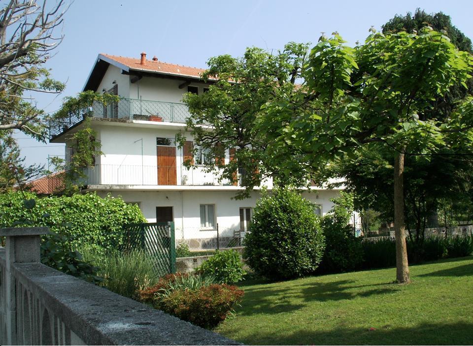 B&B Balestruccio Pombia Exterior foto